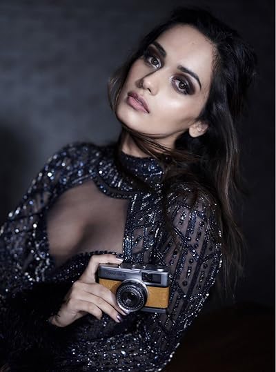 Manushi Chhillar